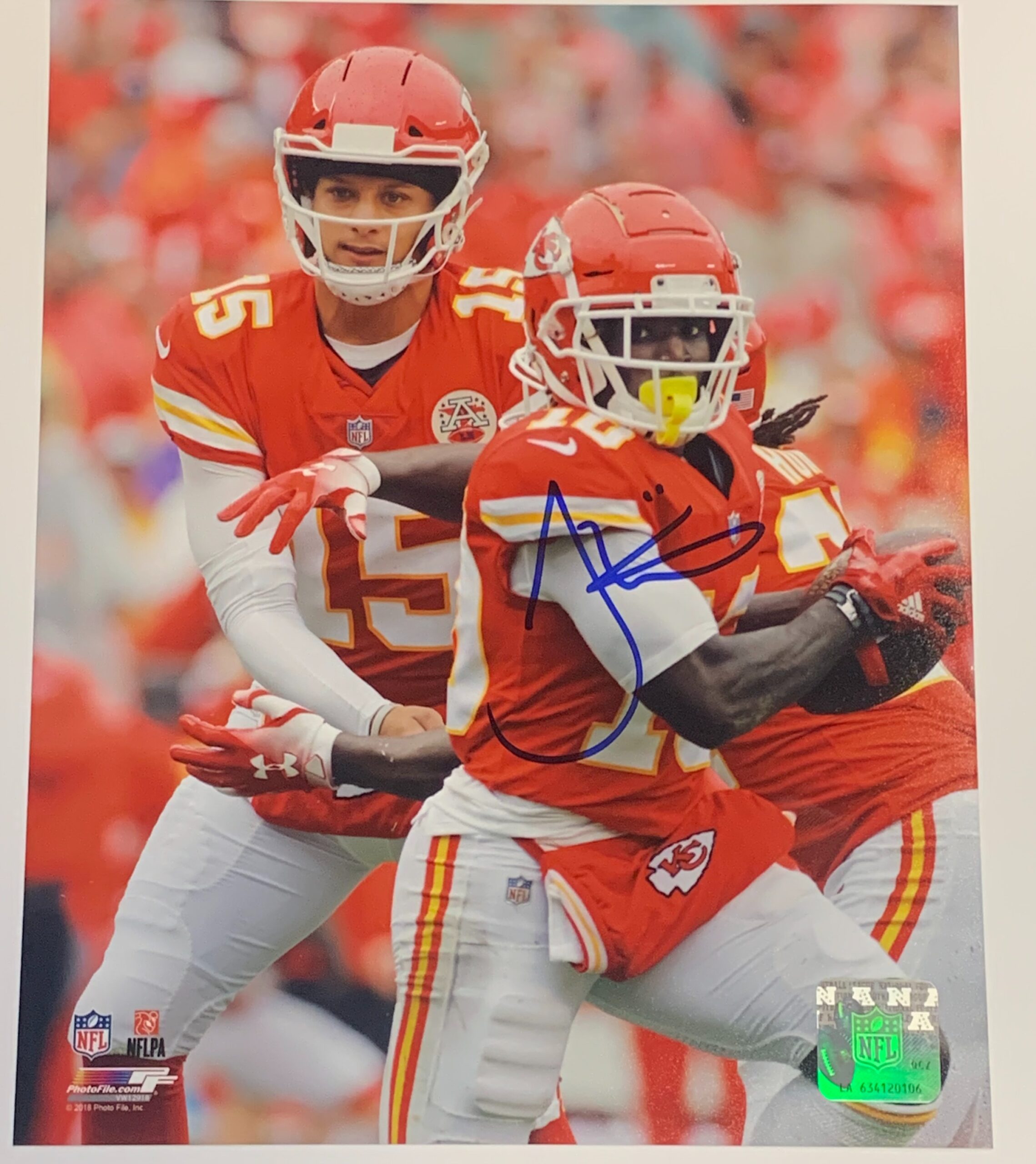 Chiefs Former Player bundle 1 signed 8×10 per player including Tyreek Hill  FREE SHIPPING – Prographs